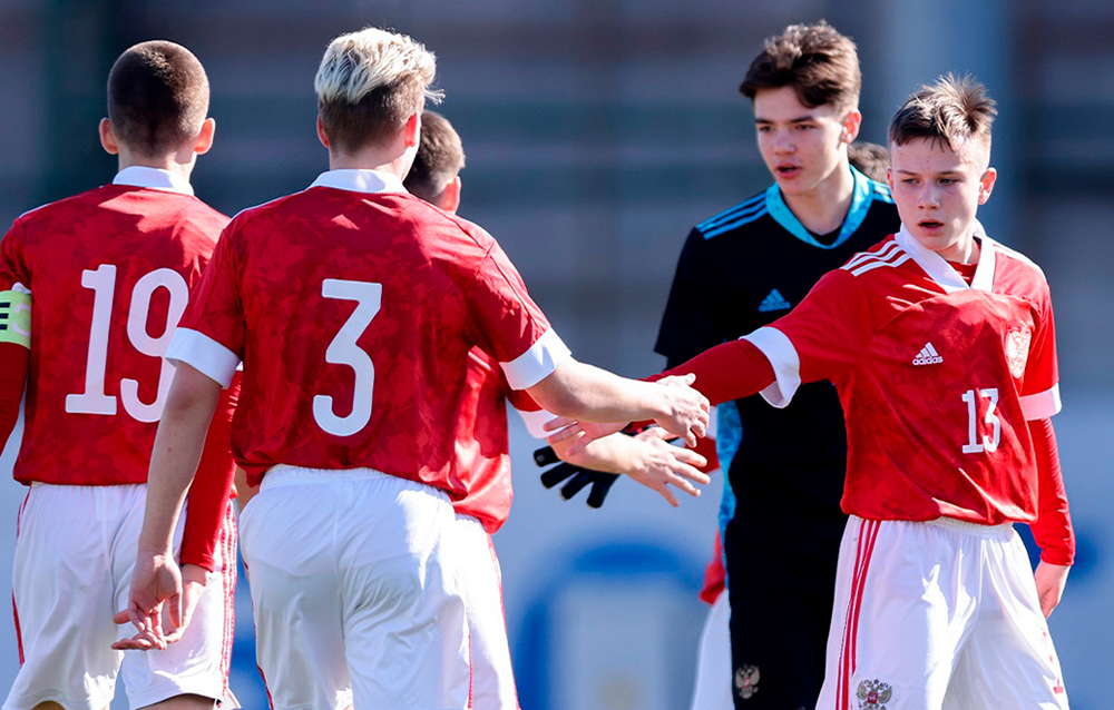 Уверенных гола в ворота Уверенных гола в ворота